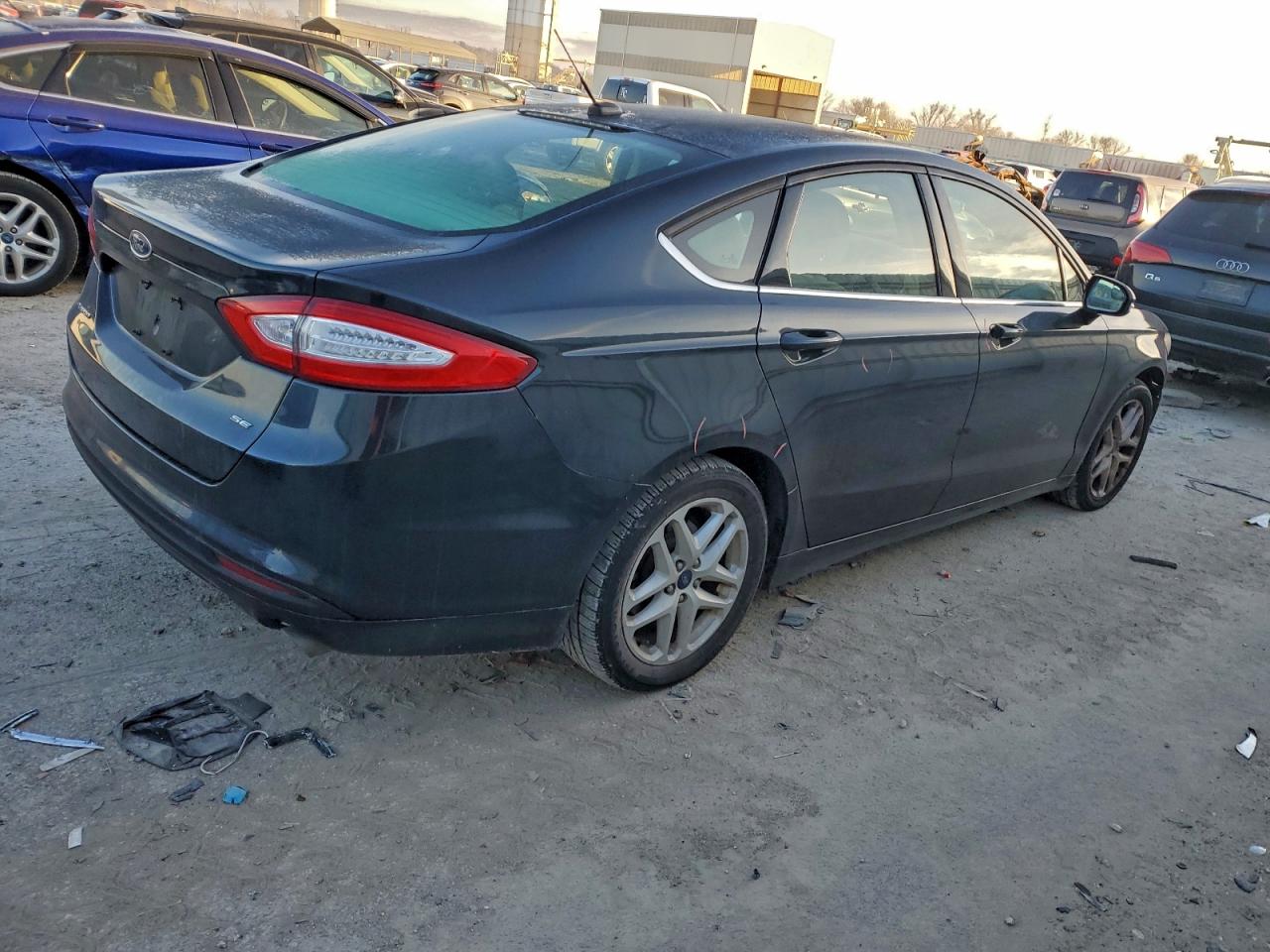 2014 FORD FUSION SE photo 3