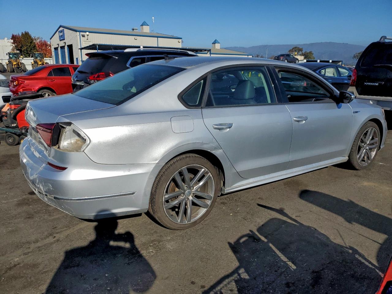 2018 VOLKSWAGEN PASSAT S photo 5