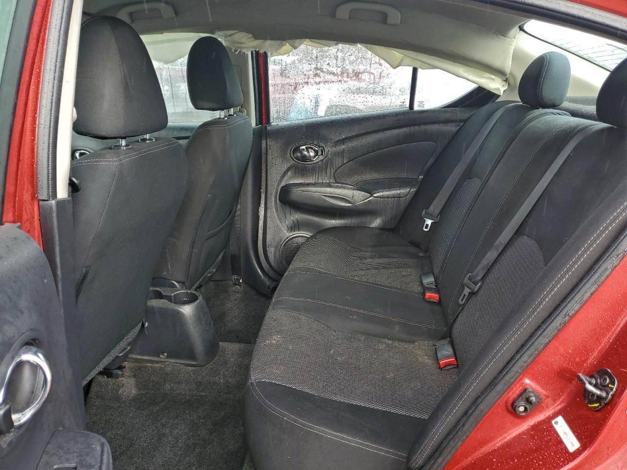 2019 NISSAN VERSA S photo 10