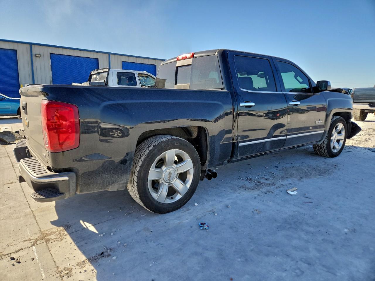 2018 CHEVROLET SILVERADO C1500 LTZ photo 5