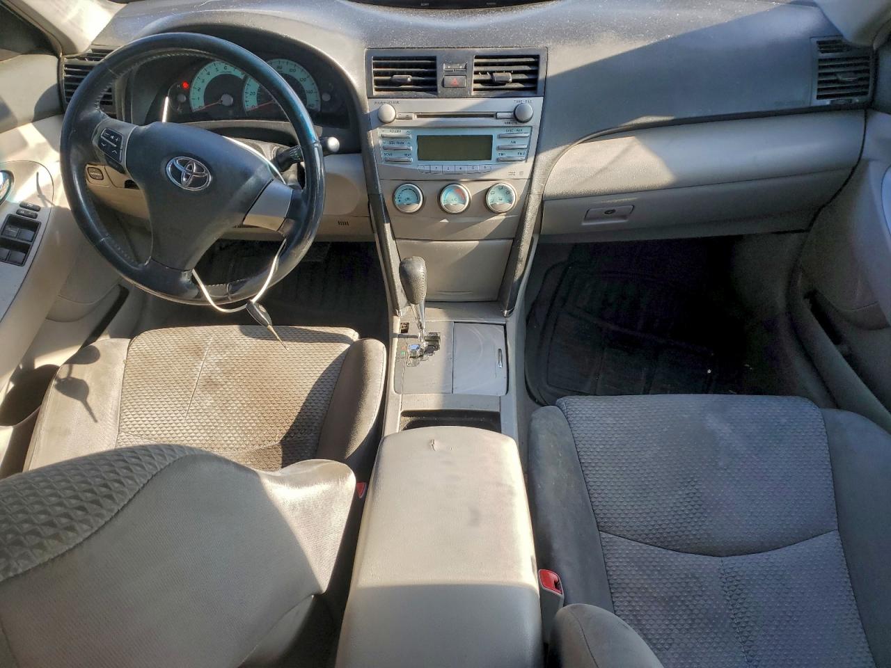 2008 TOYOTA CAMRY LE photo 8
