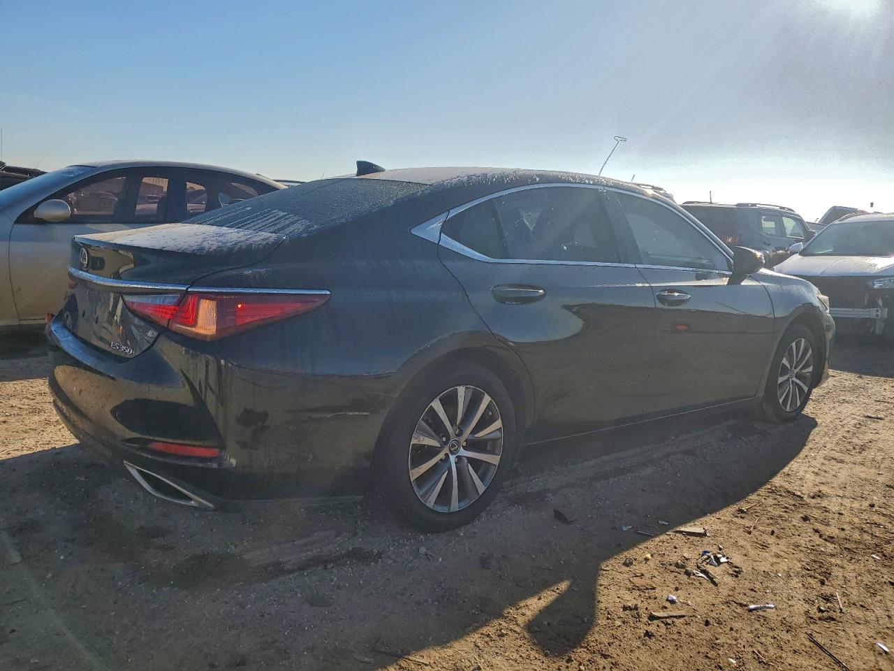 2019 LEXUS ES 350 photo 3