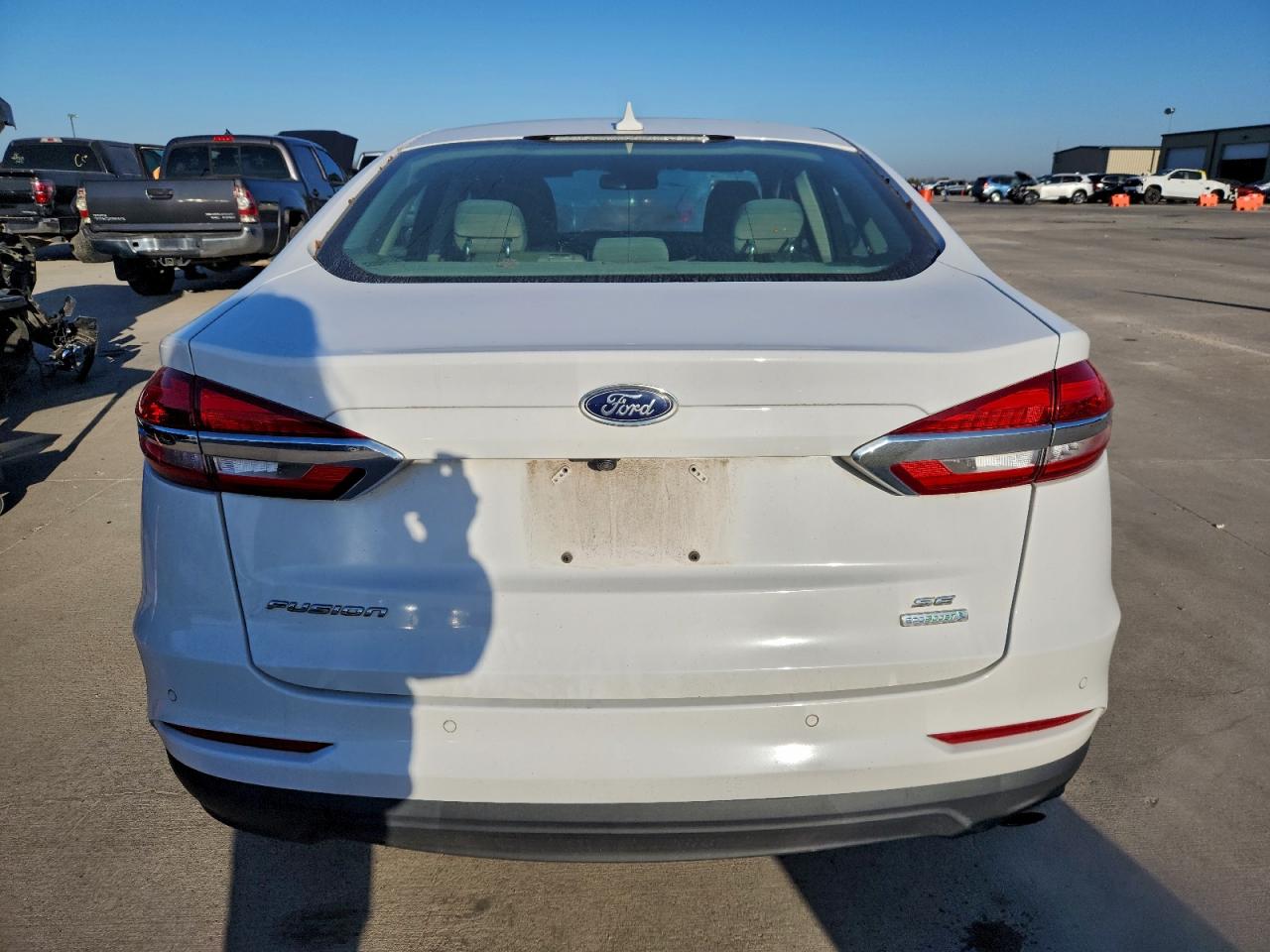 2020 FORD FUSION SE photo 6