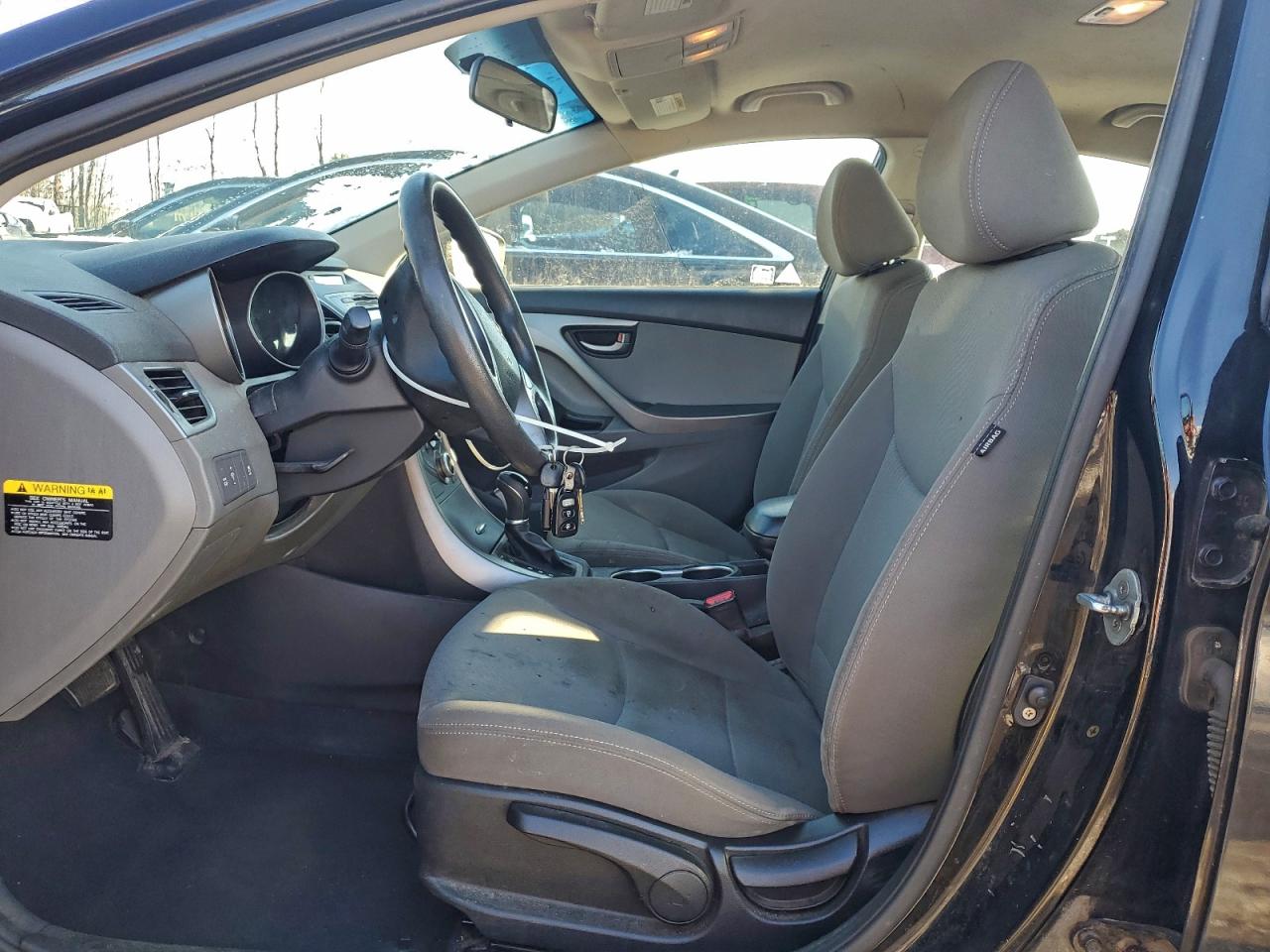 2015 HYUNDAI ELANTRA SE photo 7