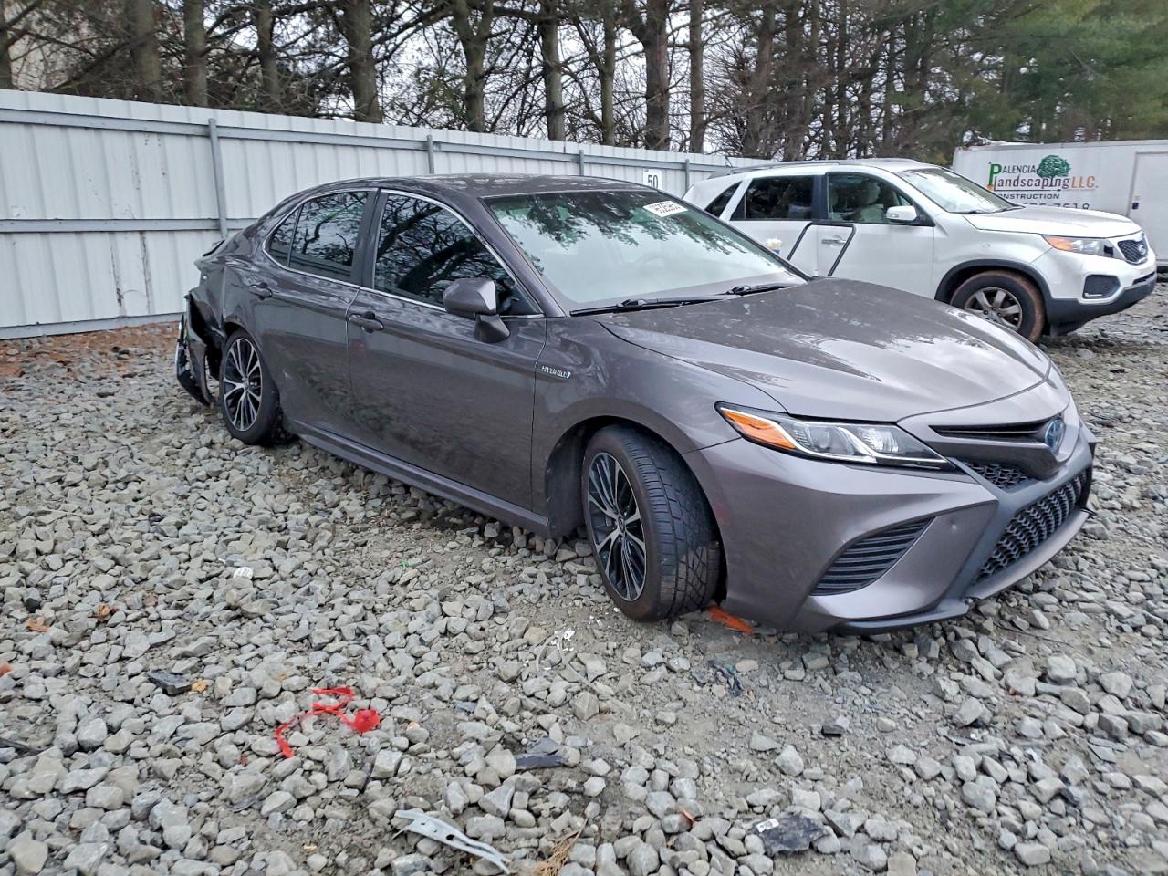 2020 TOYOTA CAMRY SE photo 7