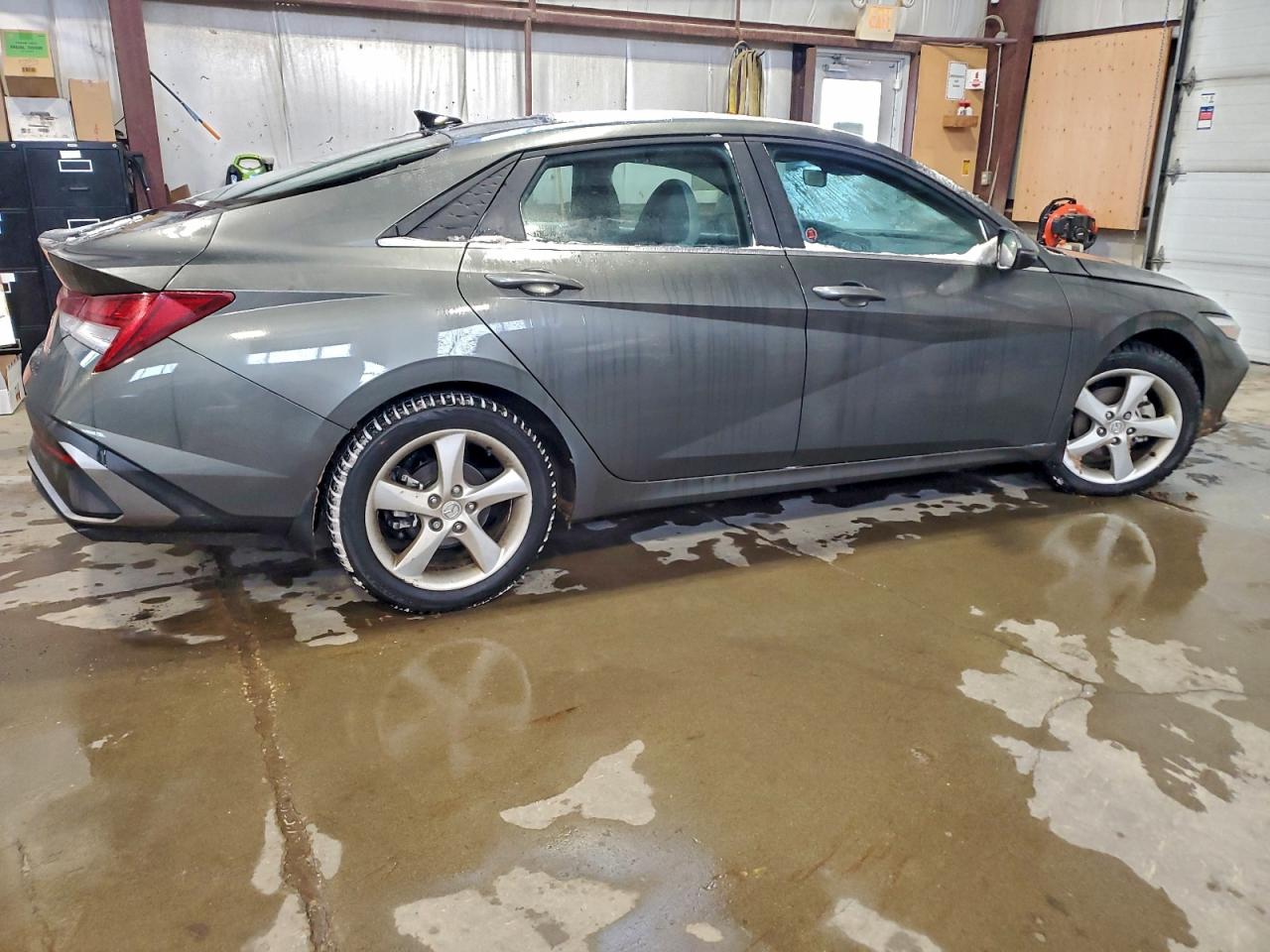 2025 HYUNDAI ELANTRA LIMITED photo 3