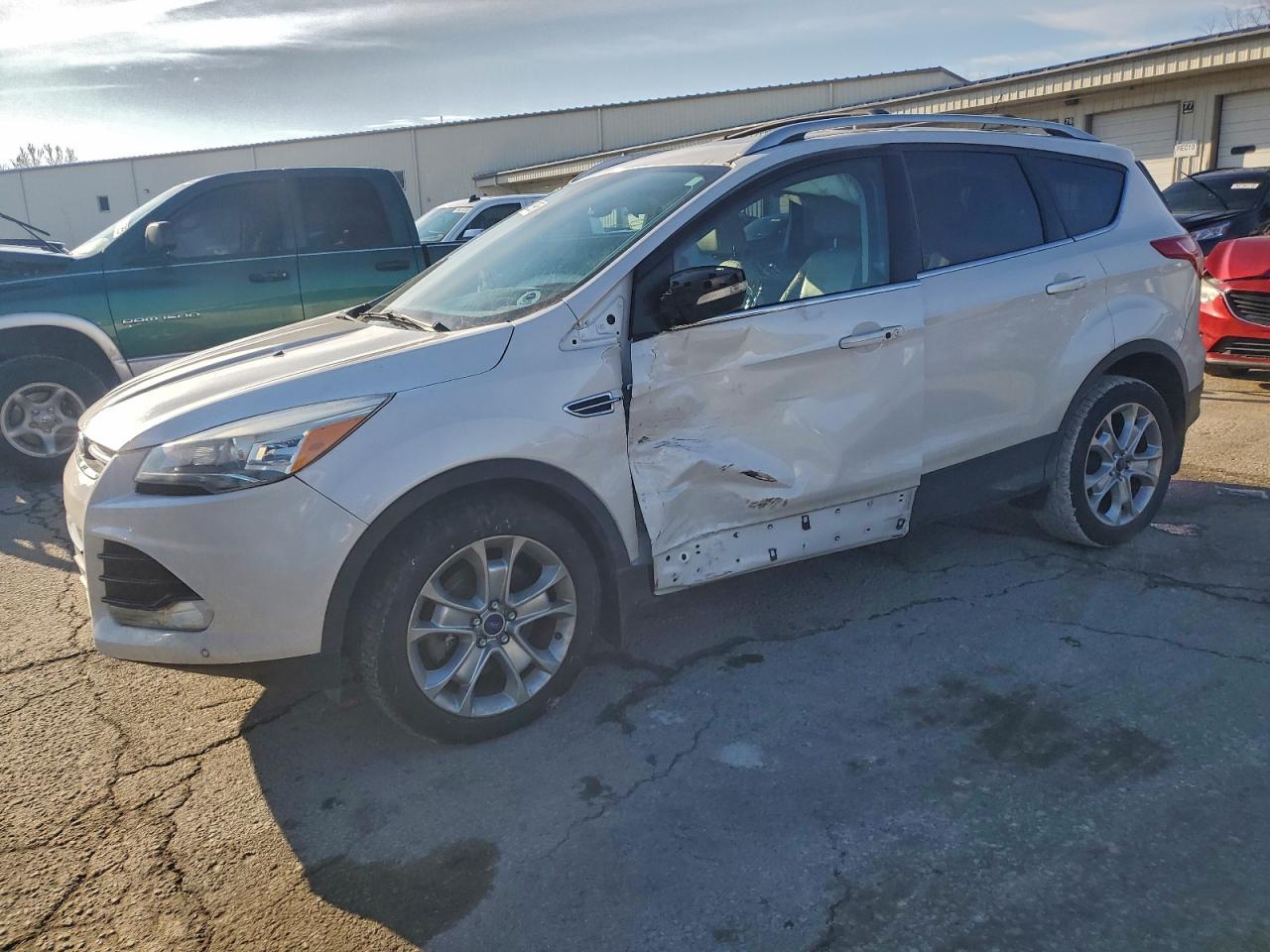 2016 FORD ESCAPE