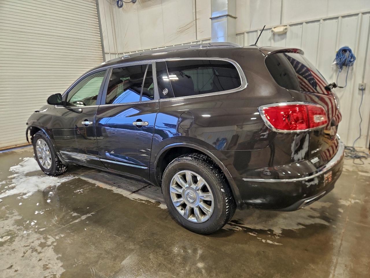 2014 BUICK ENCLAVE photo 2