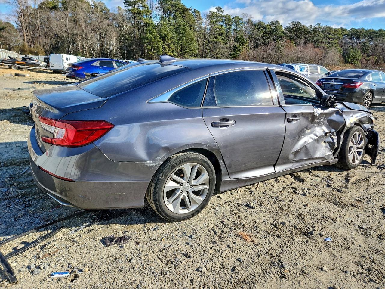2020 HONDA ACCORD LX photo 3