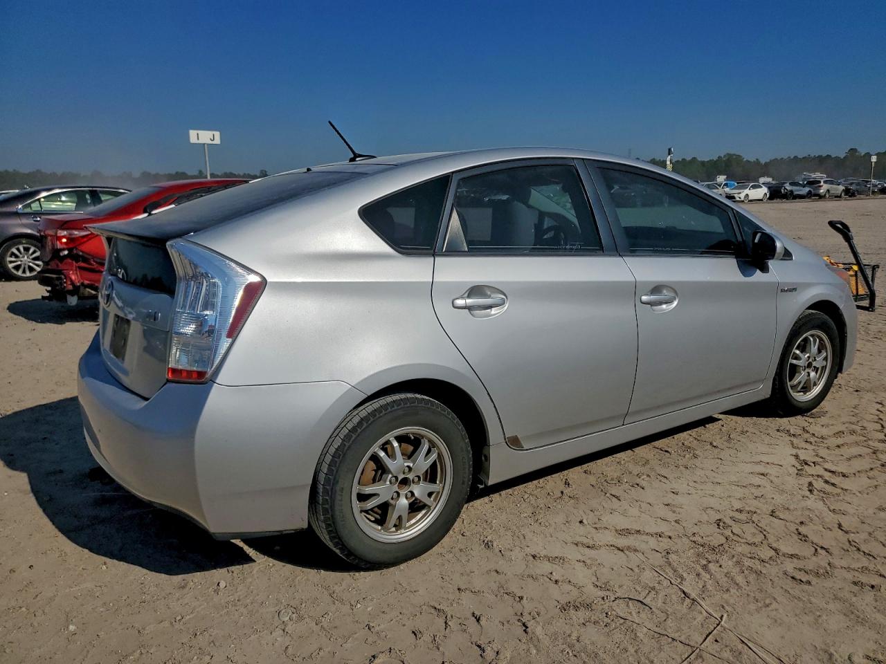 2010 TOYOTA PRIUS photo 5