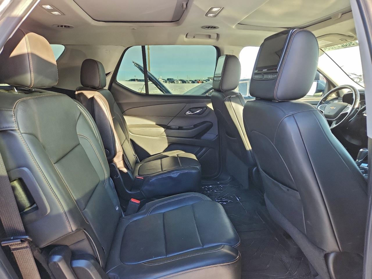 2020 CHEVROLET TRAVERSE LT photo 11