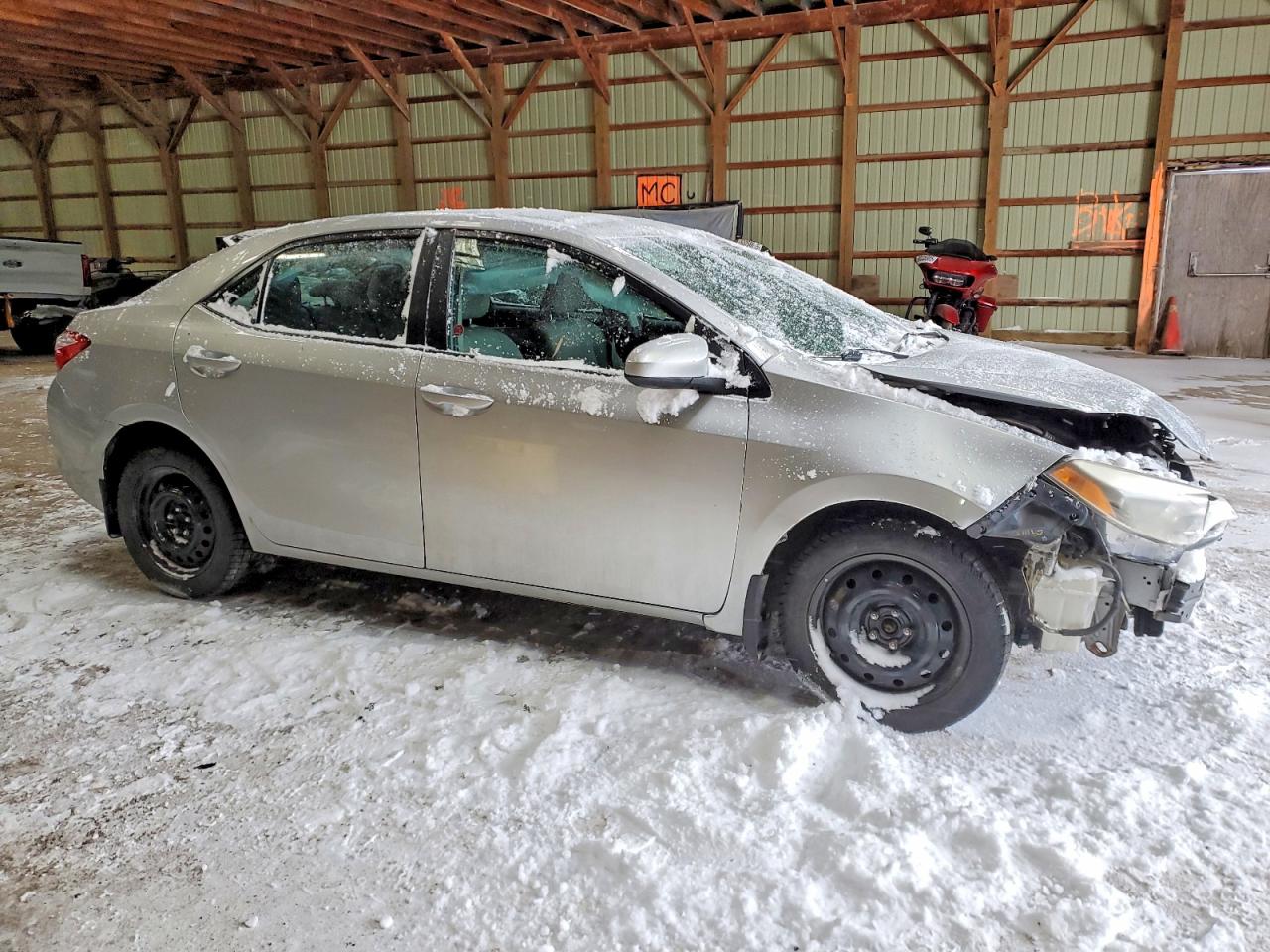 2014 TOYOTA COROLLA L photo 4