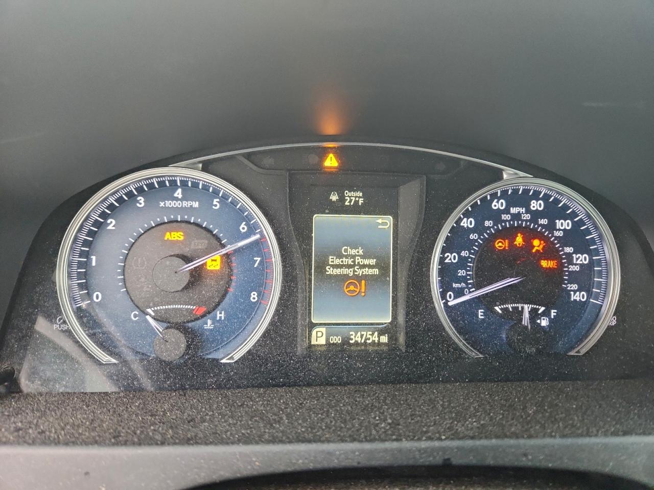 2017 TOYOTA CAMRY LE photo 9