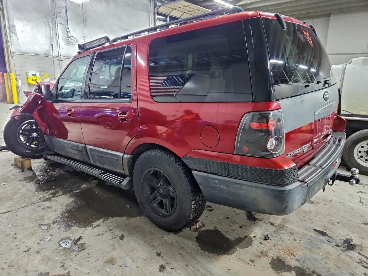 2005 FORD EXPEDITION XLT photo 2