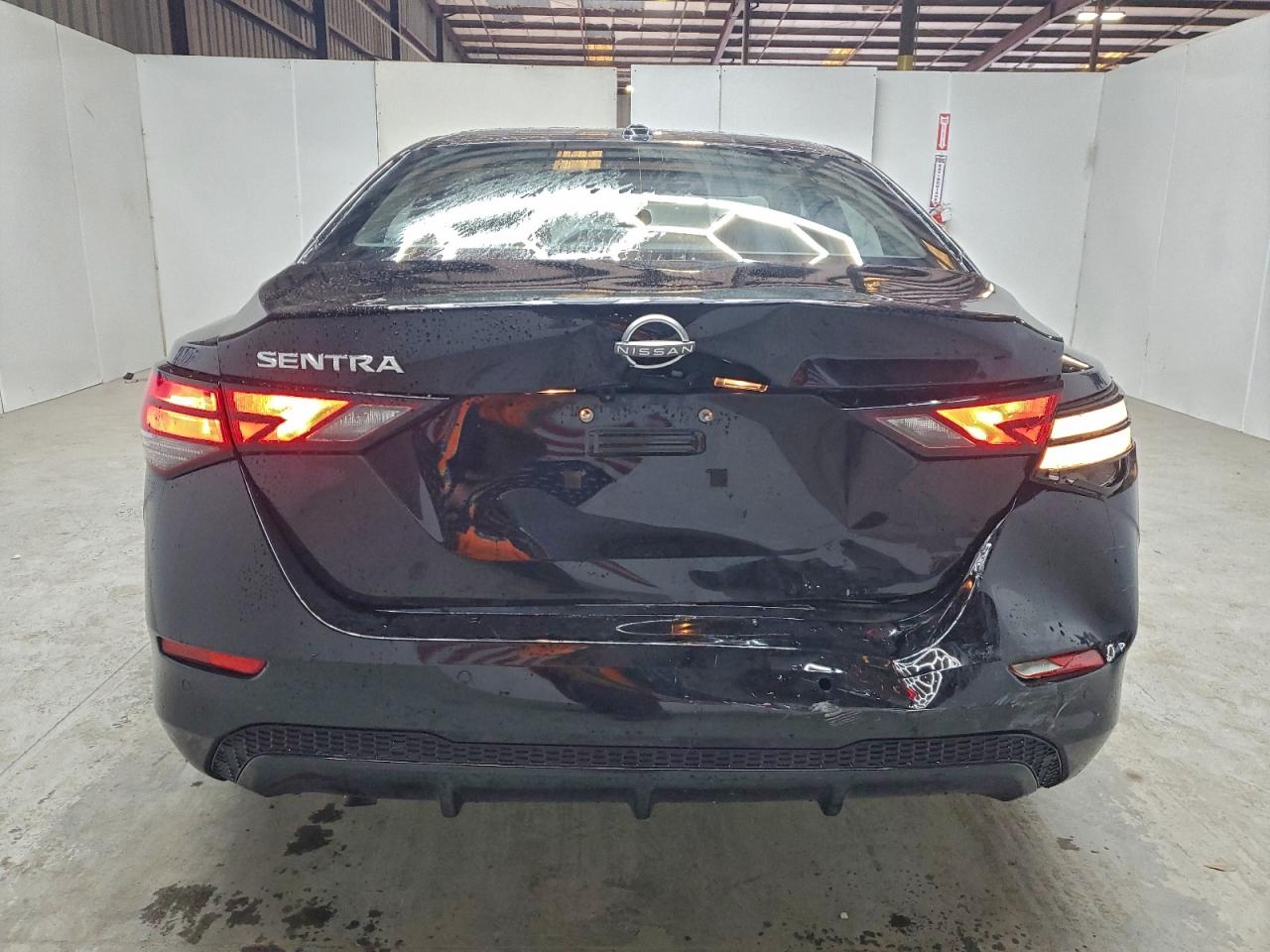 2025 NISSAN SENTRA SV photo 11