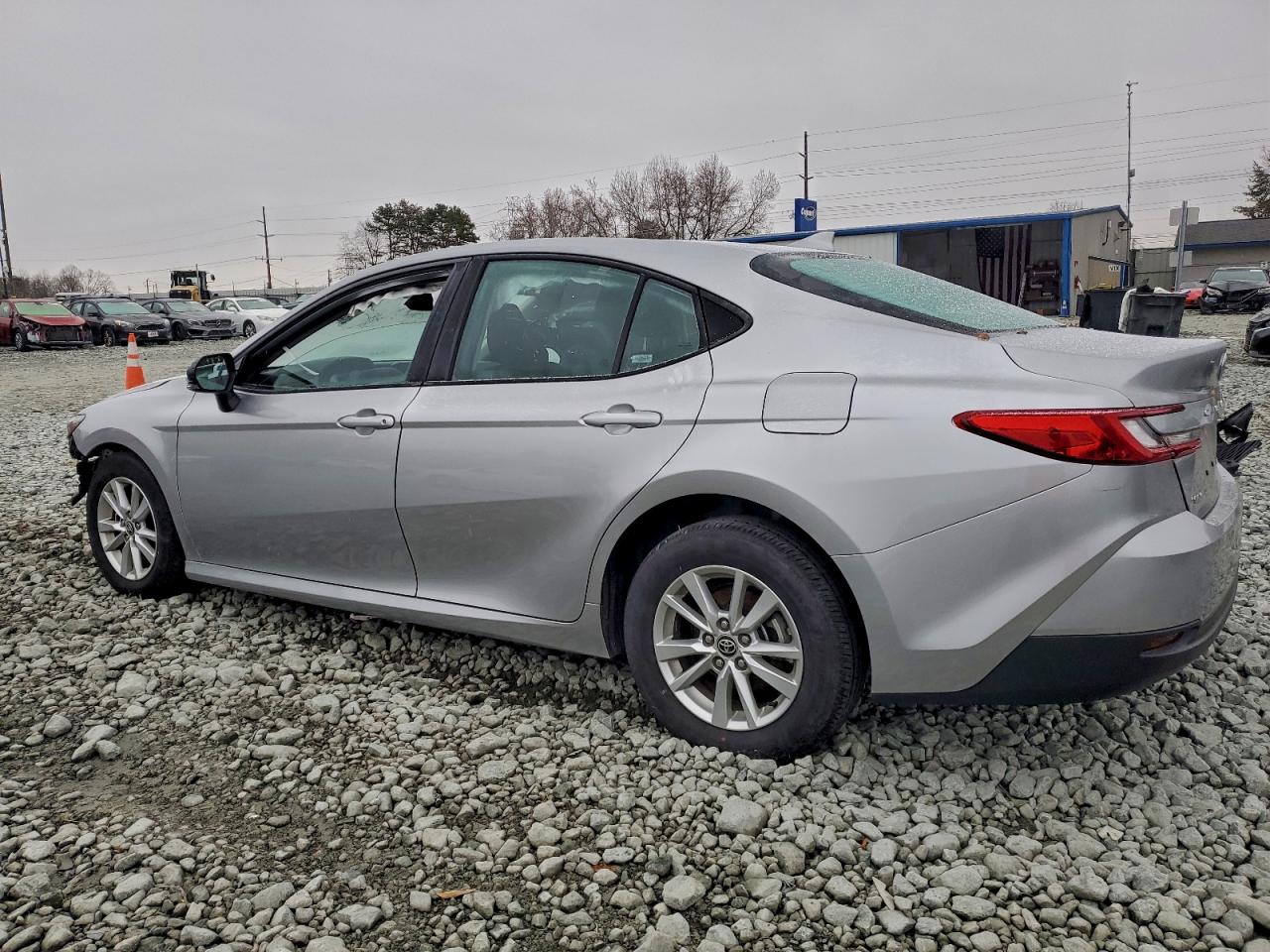 2025 TOYOTA CAMRY XSE photo 3
