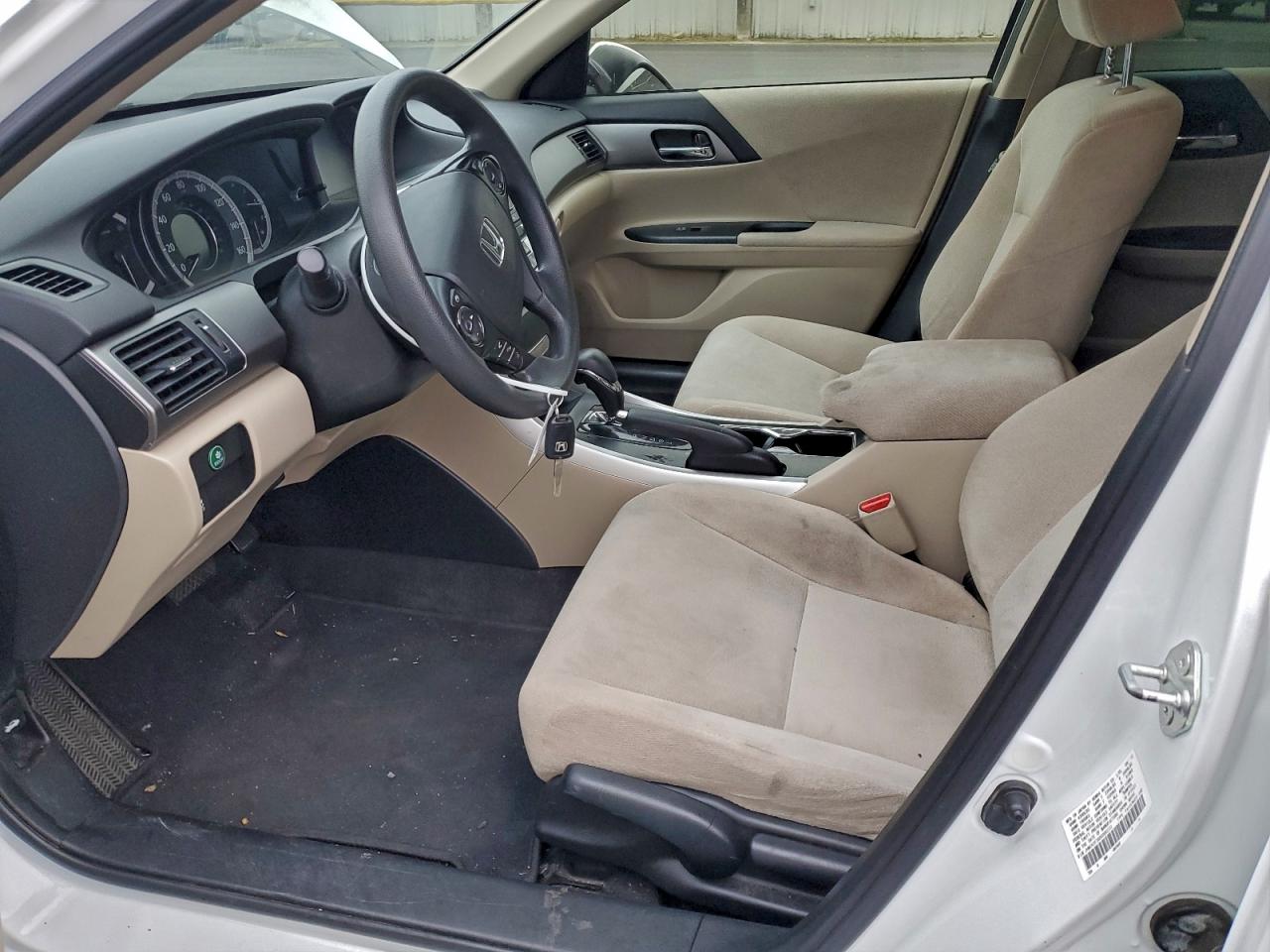 2013 HONDA ACCORD LX photo 7