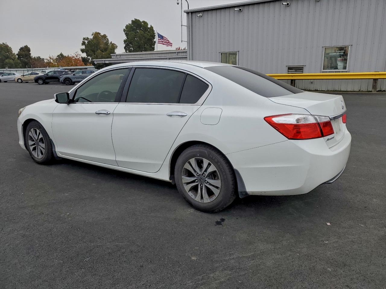 2013 HONDA ACCORD LX photo 2