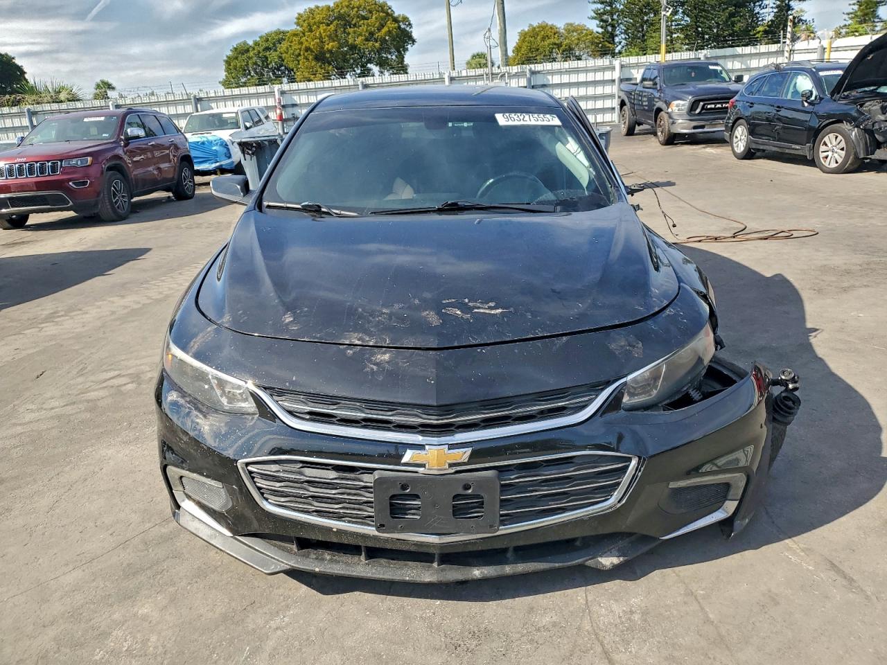 2017 CHEVROLET MALIBU LT photo 5