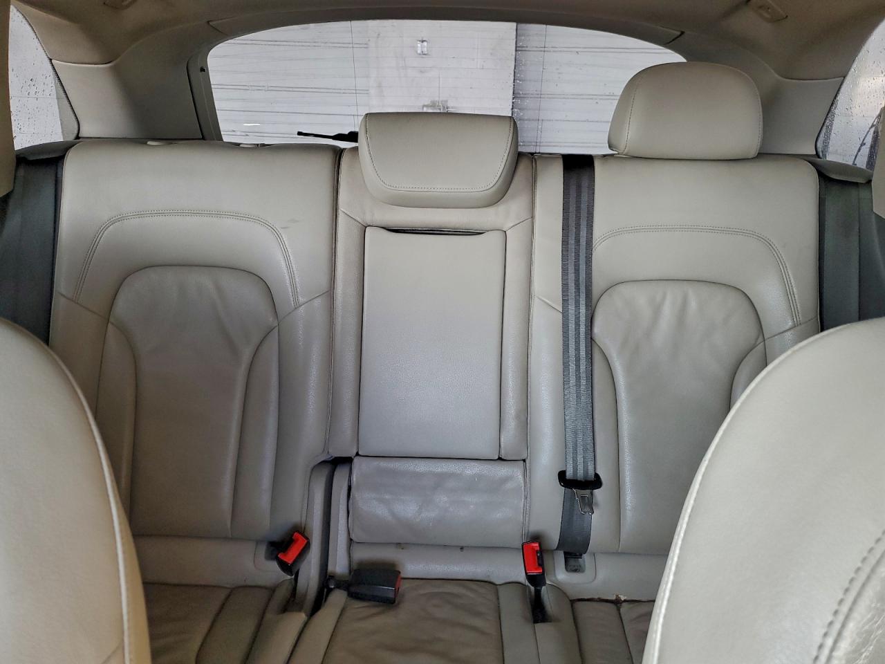 2011 AUDI Q5 PREMIUM photo 10