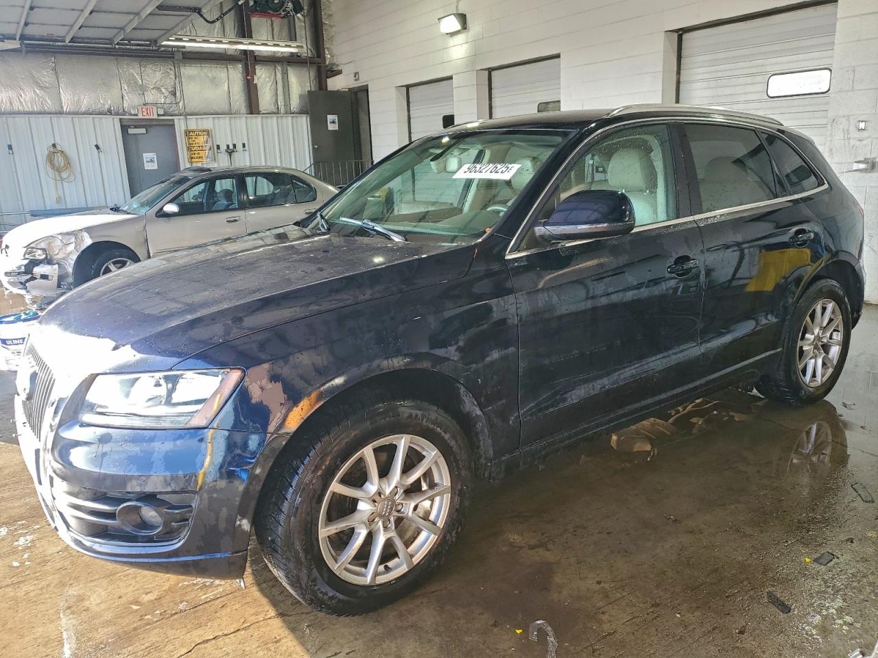 2011 AUDI Q5