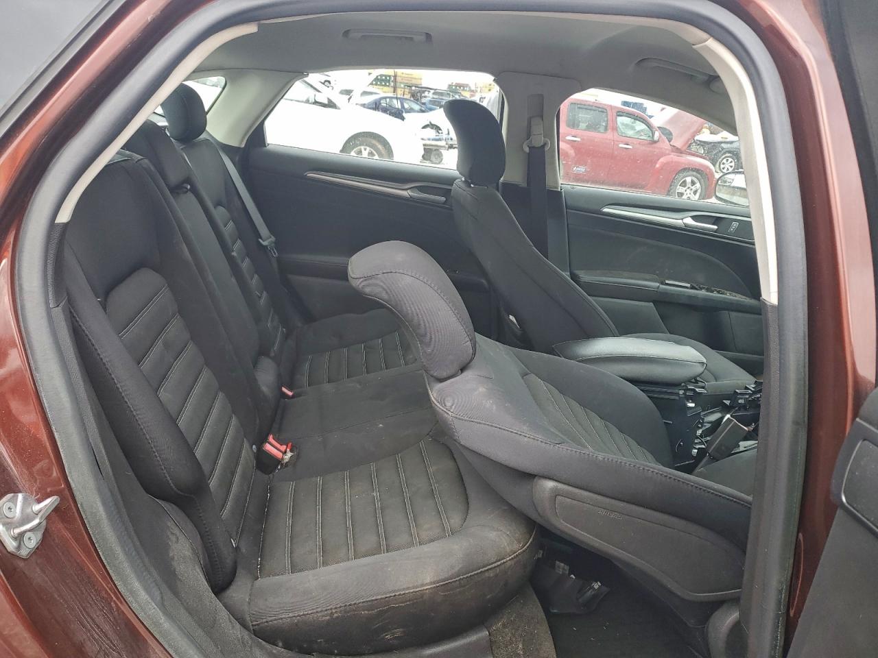 2015 FORD FUSION SE photo 10