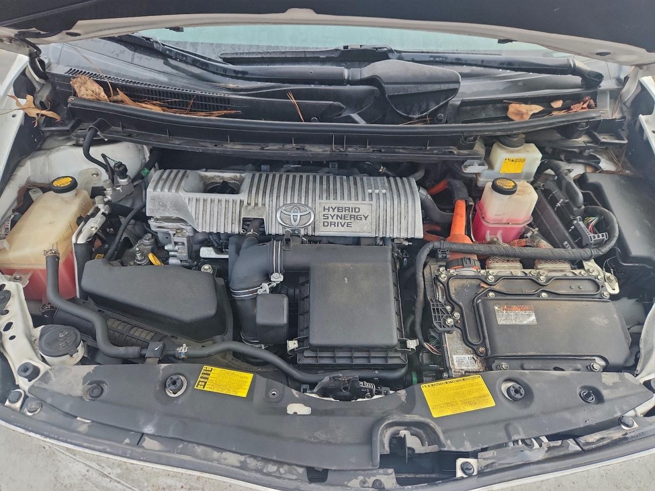 2013 TOYOTA PRIUS photo 21