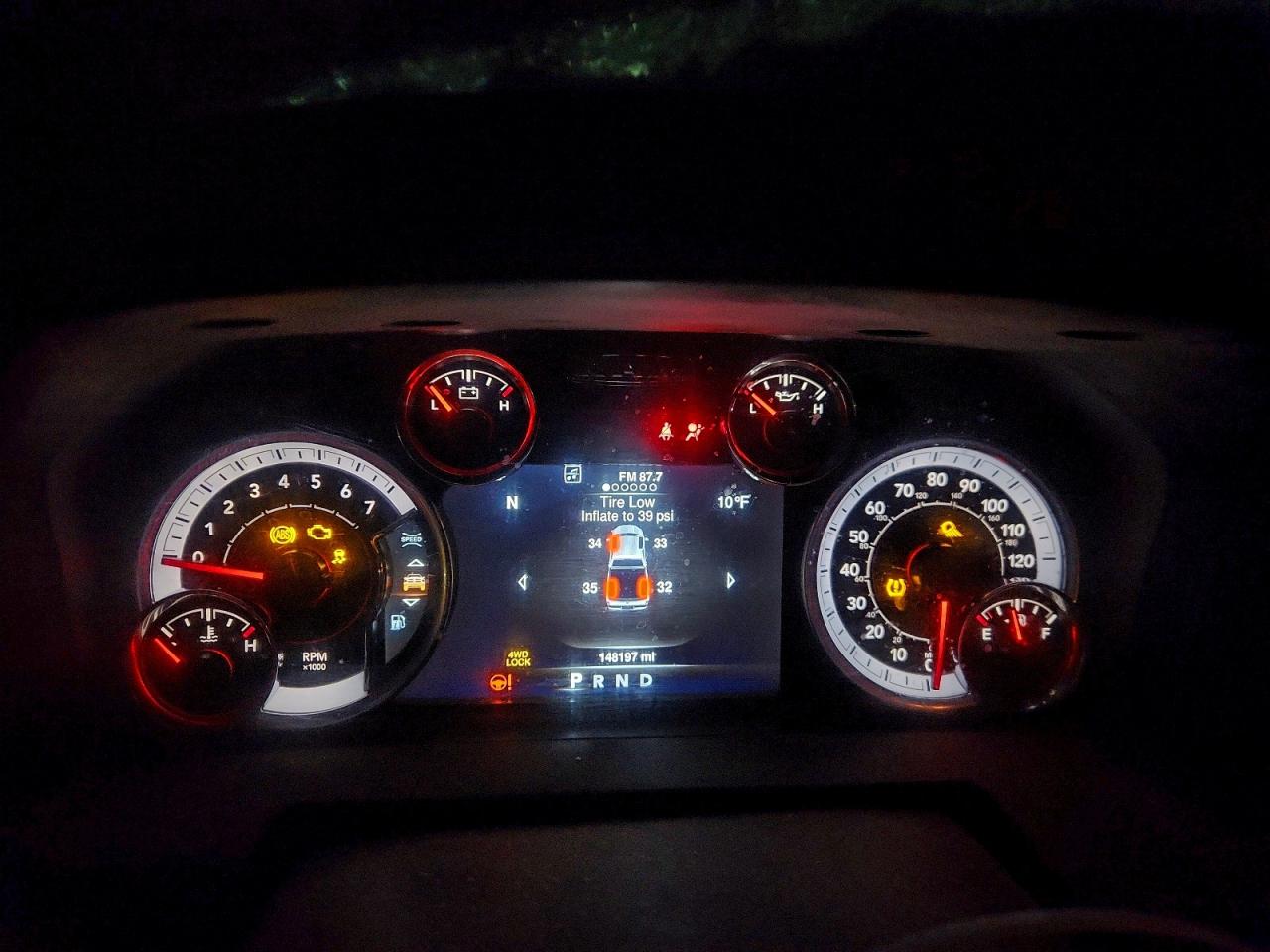 2019 RAM 1500 CLASSIC SLT photo 17