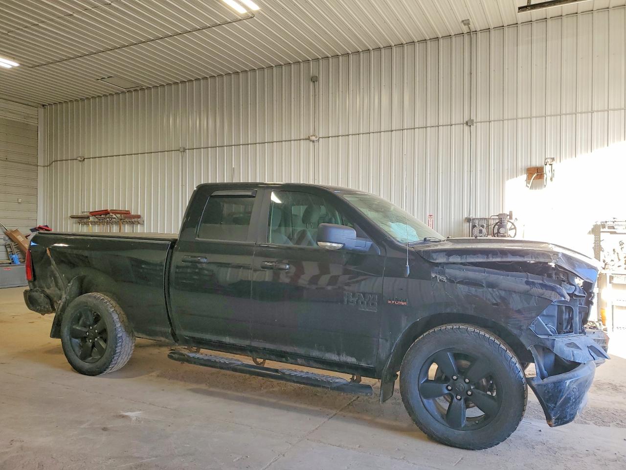 2019 RAM 1500 CLASSIC SLT photo 8