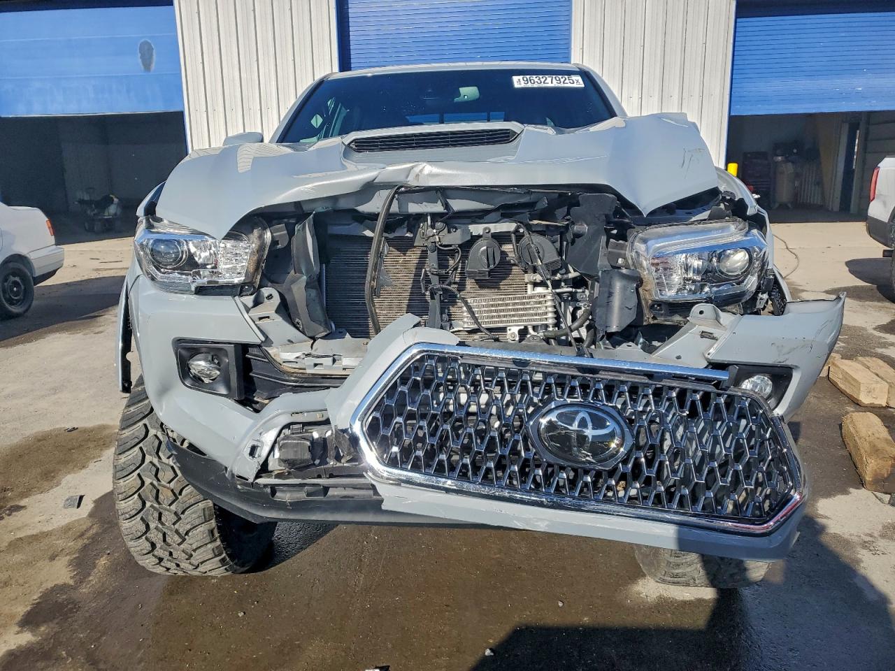 2019 TOYOTA TACOMA DOUBLE CAB photo 5