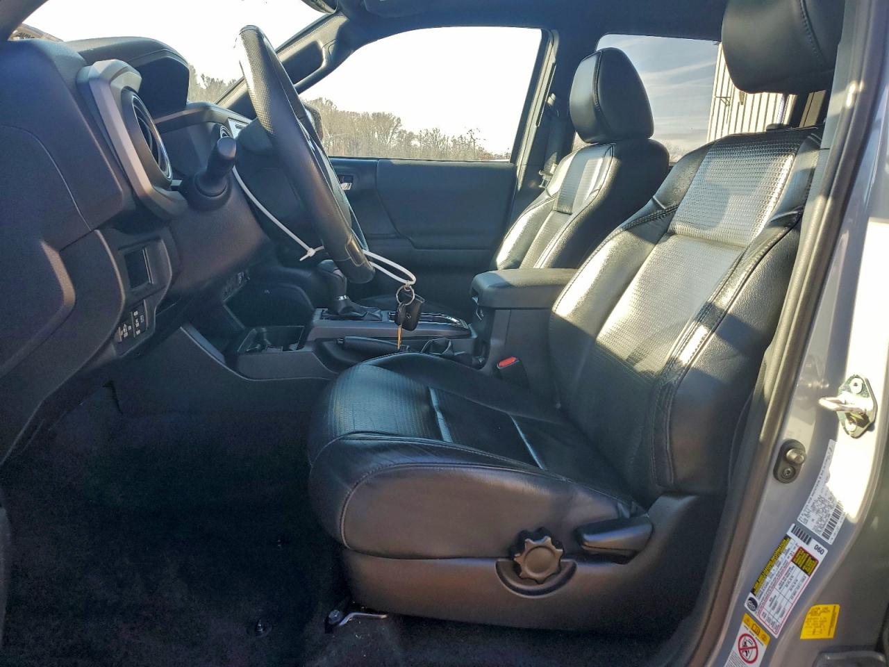 2019 TOYOTA TACOMA DOUBLE CAB photo 7