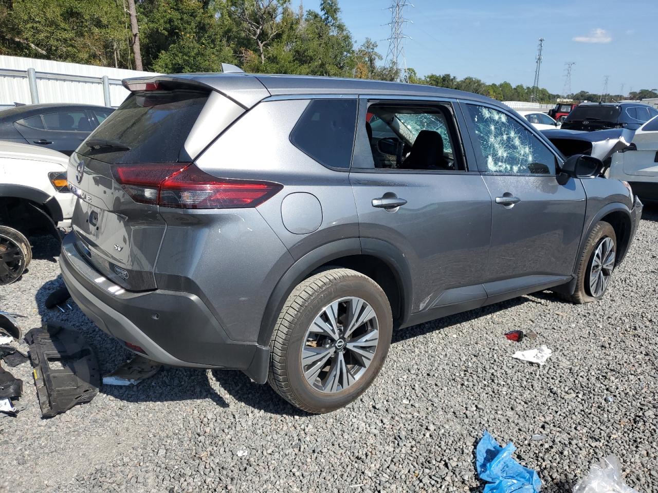 2023 NISSAN ROGUE SV photo 3