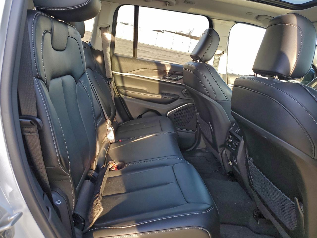 2024 JEEP GRAND CHEROKEE LIMITED 4XE photo 21