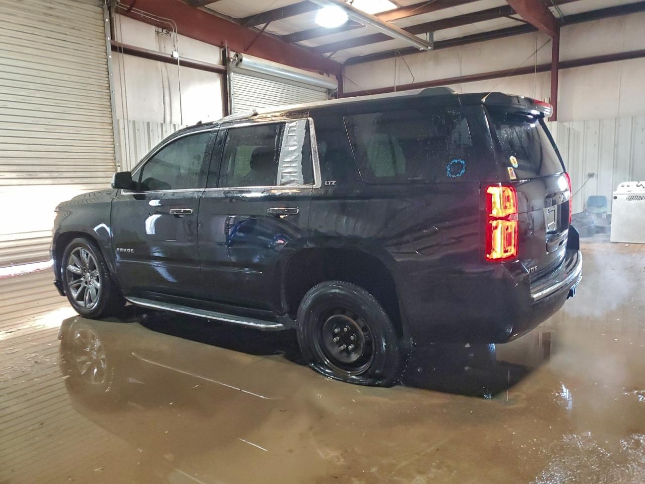 2016 CHEVROLET TAHOE C1500 LTZ photo 2