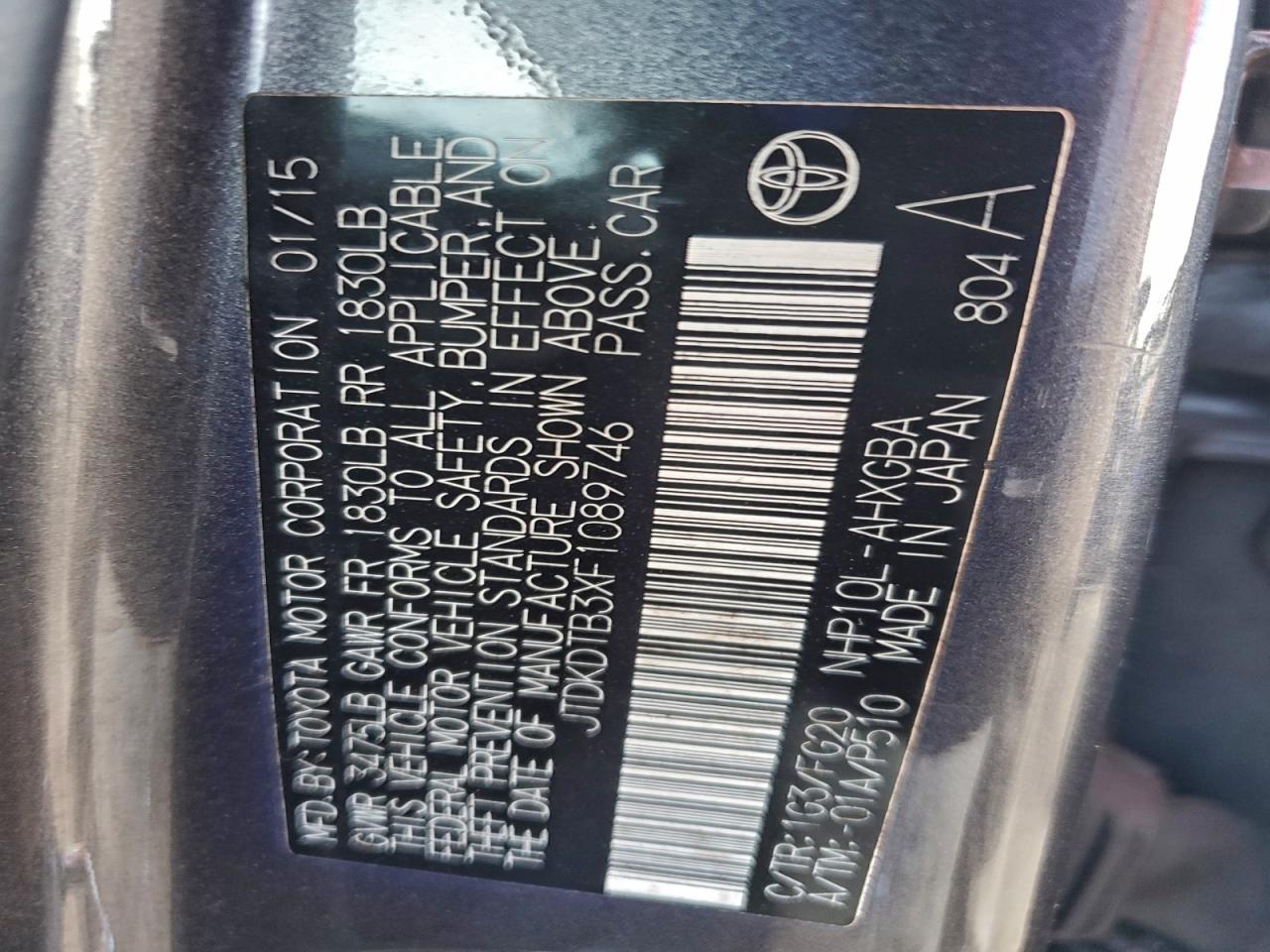 2015 TOYOTA PRIUS C photo 34