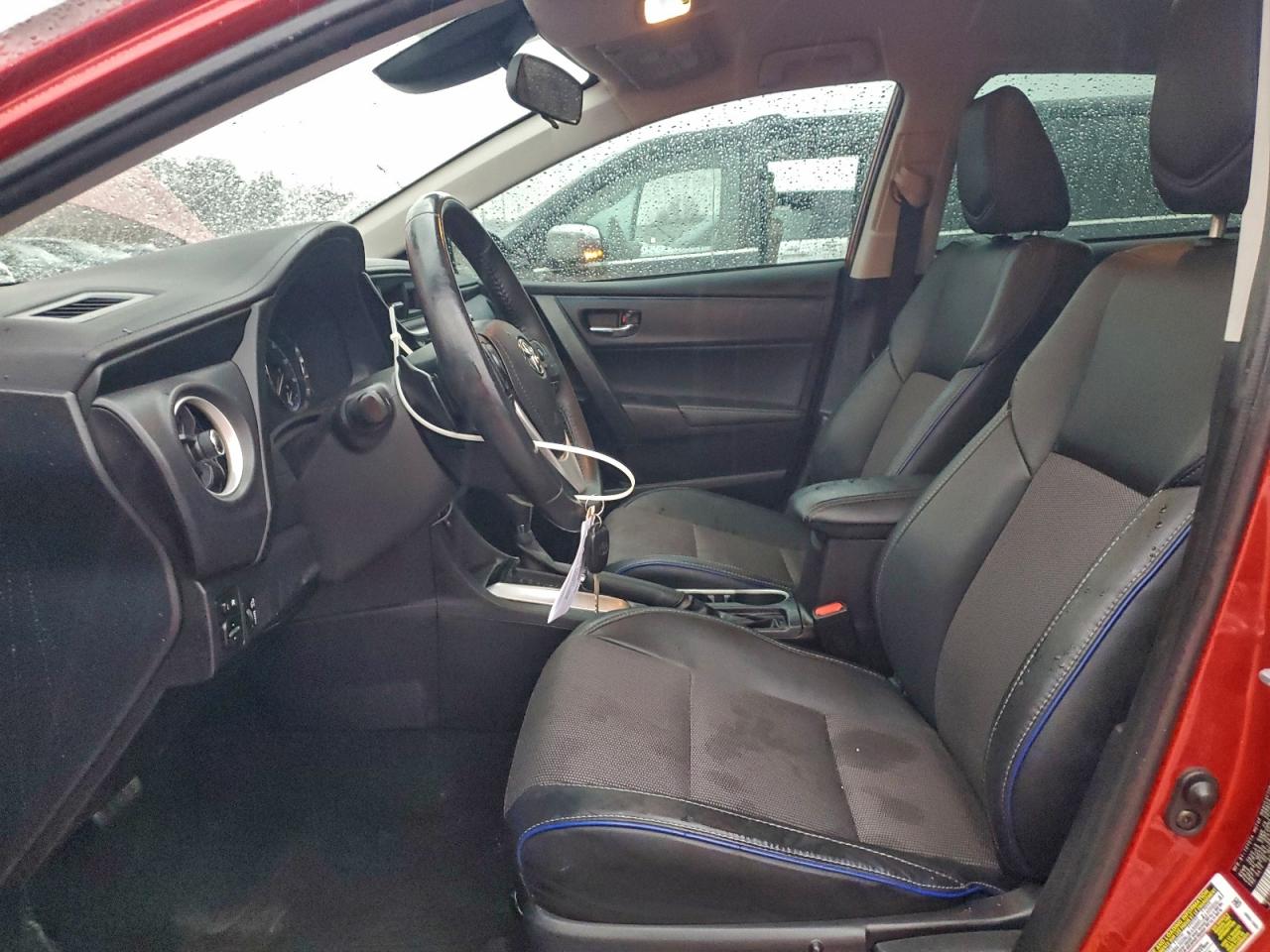 2017 TOYOTA COROLLA L photo 7