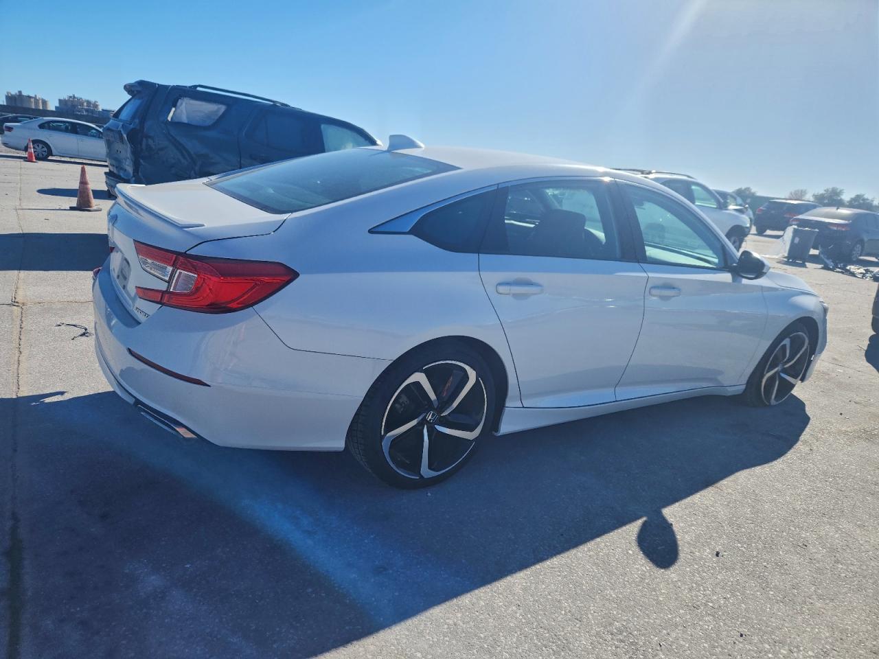 2020 HONDA ACCORD SPORT photo 3