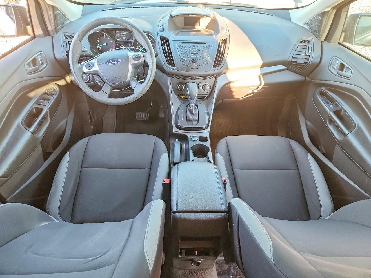 2016 FORD ESCAPE S photo 15