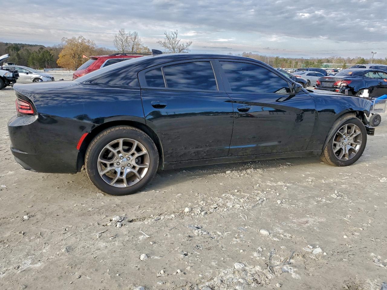 2017 DODGE CHARGER SXT photo 3
