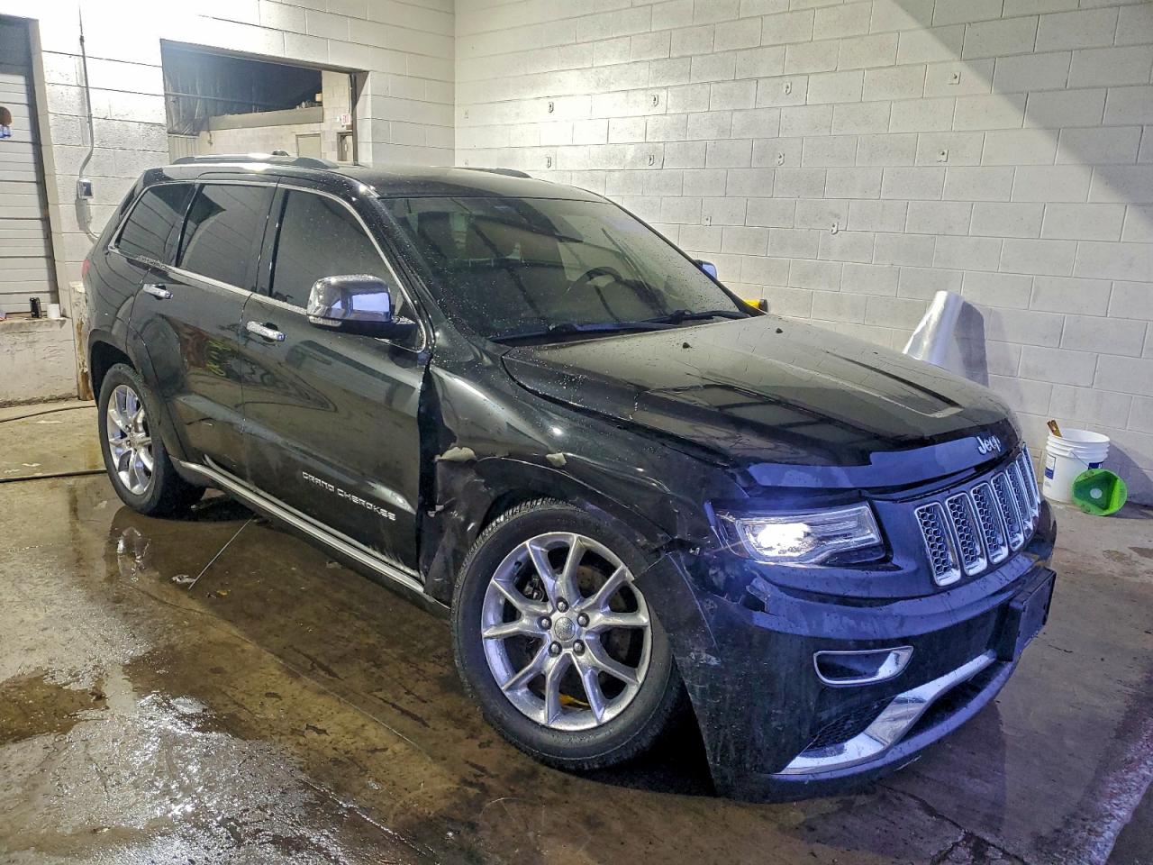 2014 JEEP GRAND CHEROKEE SUMMIT photo 4