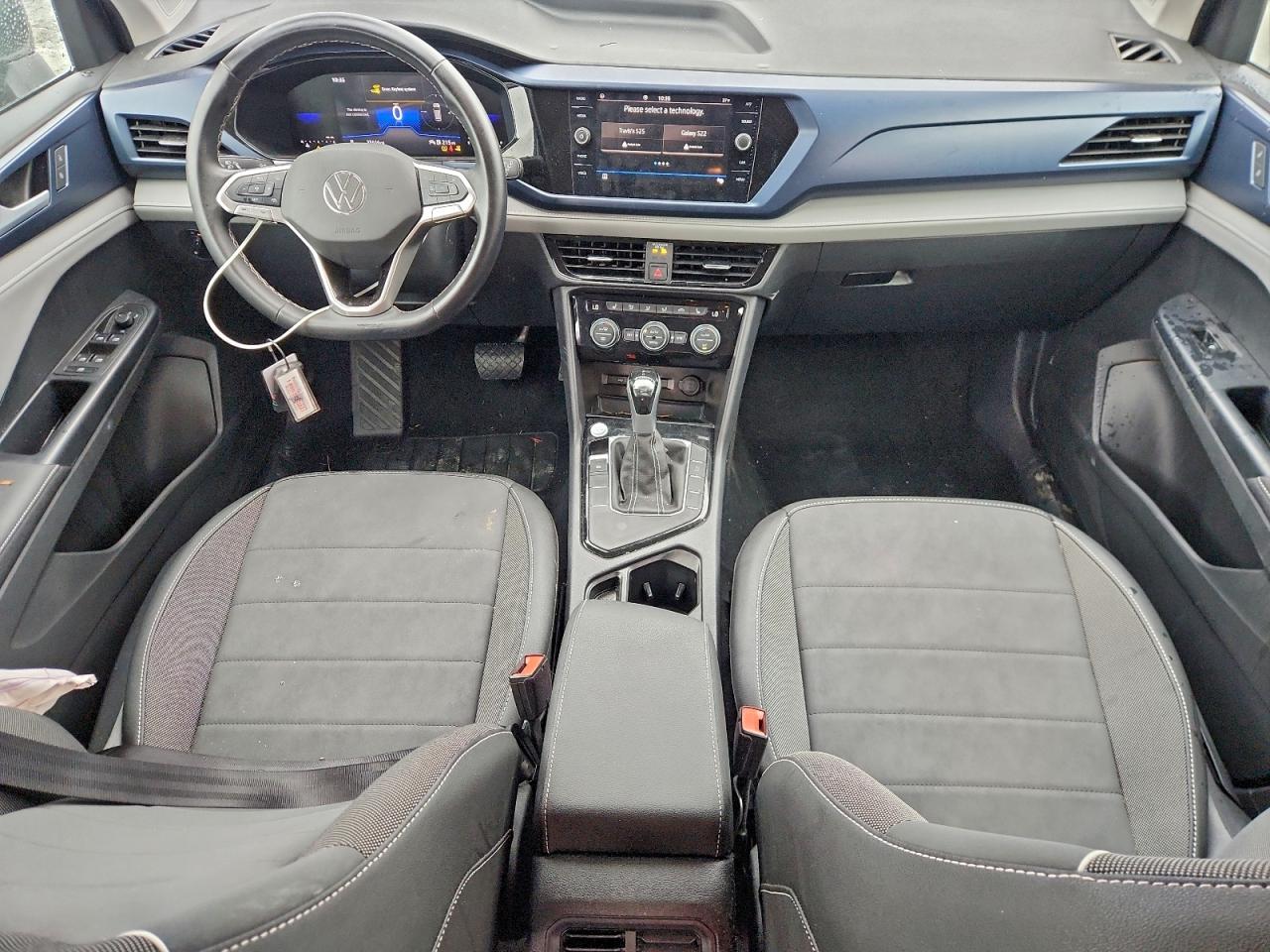 2024 VOLKSWAGEN TAOS SE photo 8