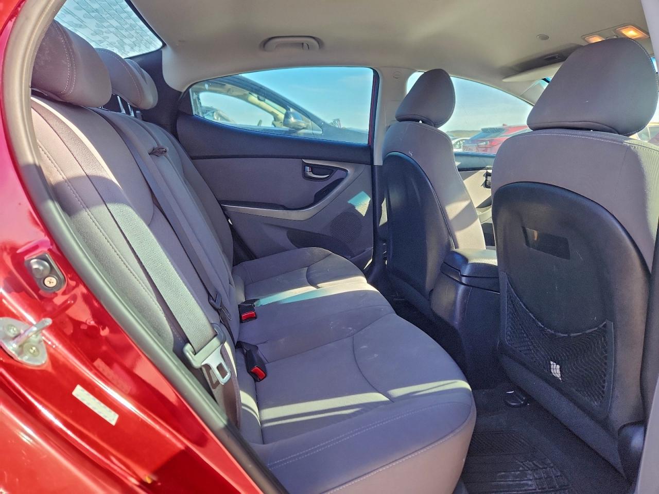 2016 HYUNDAI ELANTRA SE photo 37