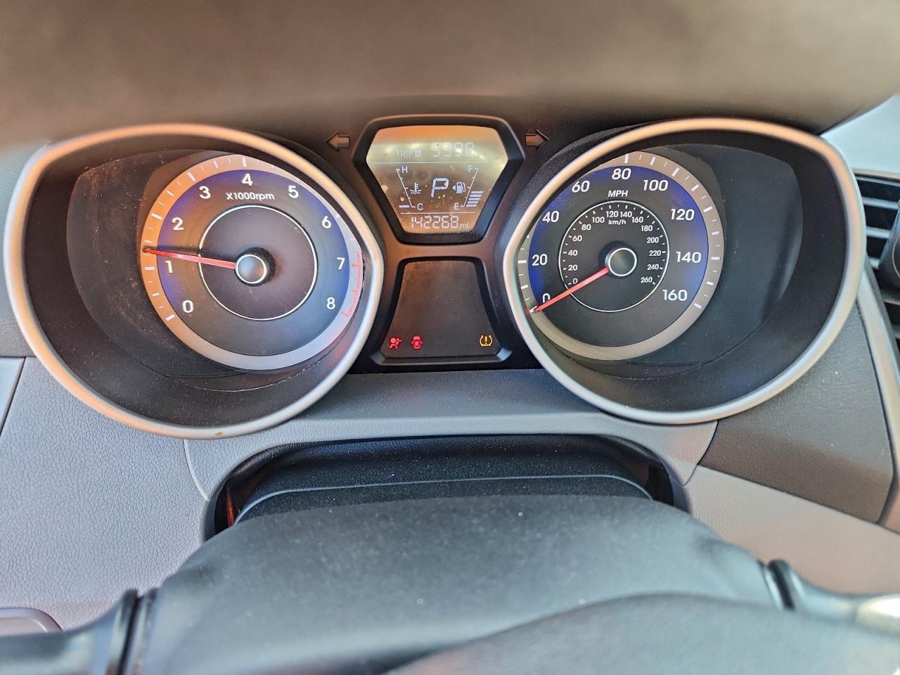 2016 HYUNDAI ELANTRA SE photo 33