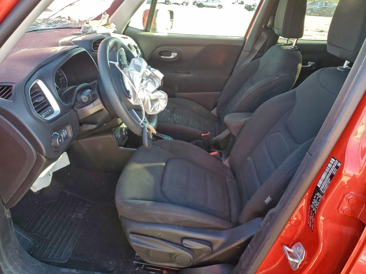 2019 JEEP RENEGADE LATITUDE photo 7