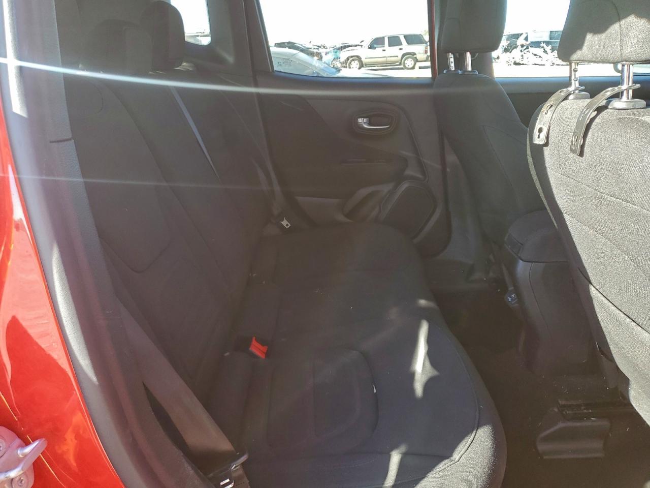 2019 JEEP RENEGADE LATITUDE photo 10