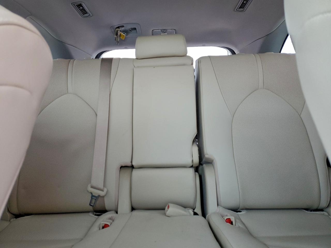 2021 TOYOTA HIGHLANDER HYBRID LIMITED photo 10