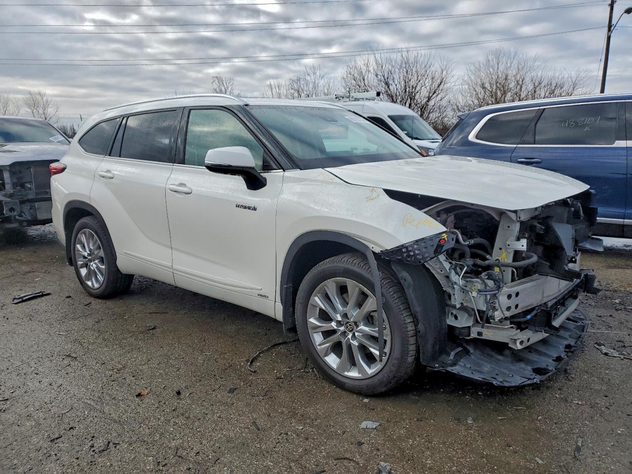 2021 TOYOTA HIGHLANDER HYBRID LIMITED photo 4