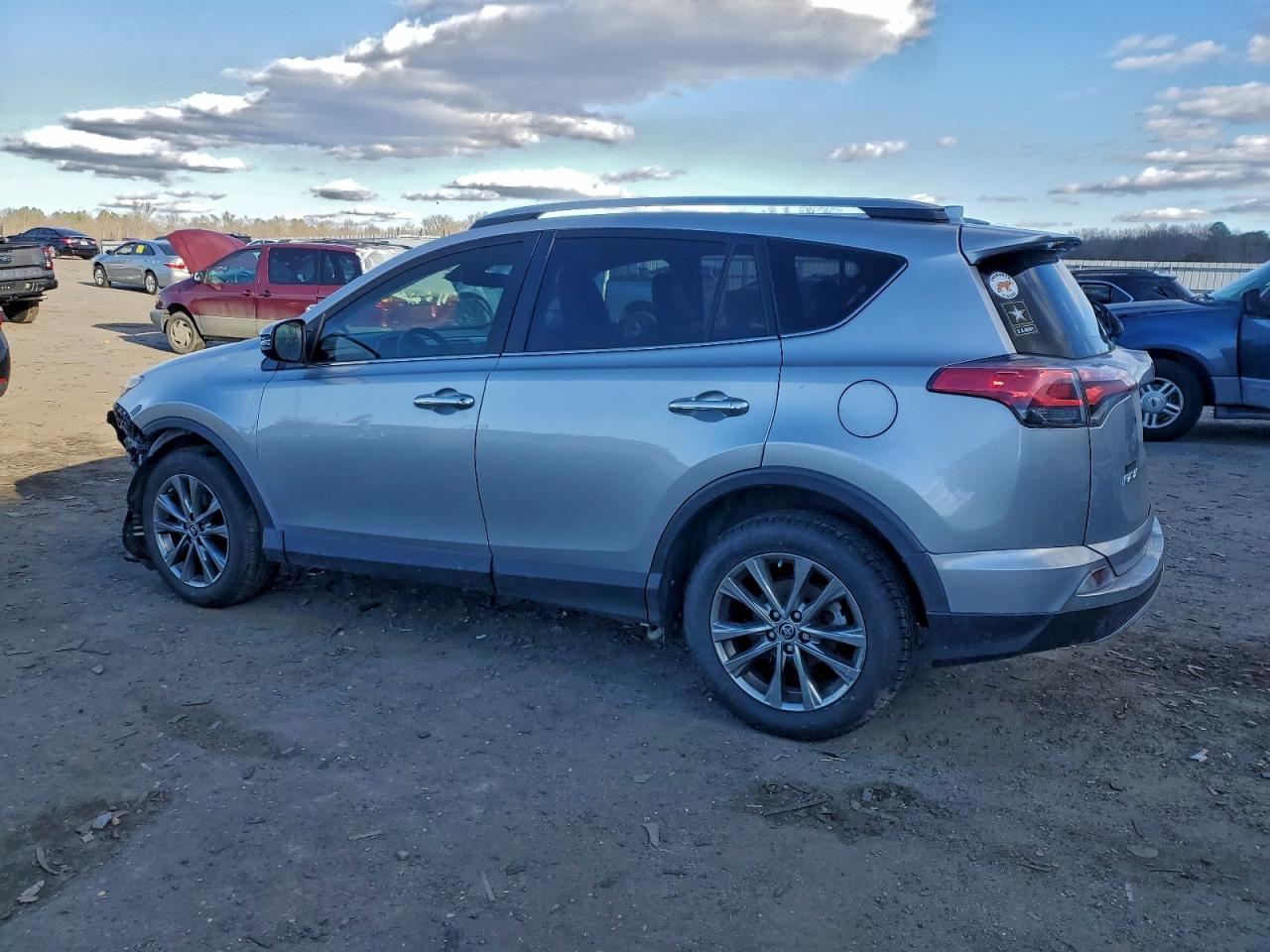 2018 TOYOTA RAV4 LIMITED photo 2