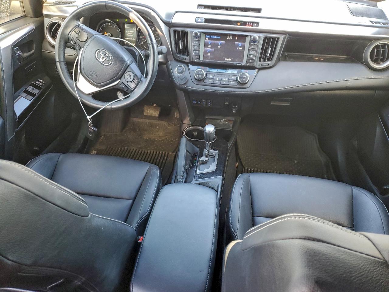 2018 TOYOTA RAV4 LIMITED photo 8