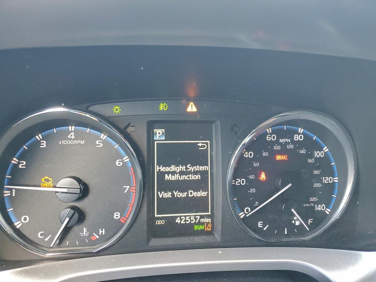2018 TOYOTA RAV4 LIMITED photo 9